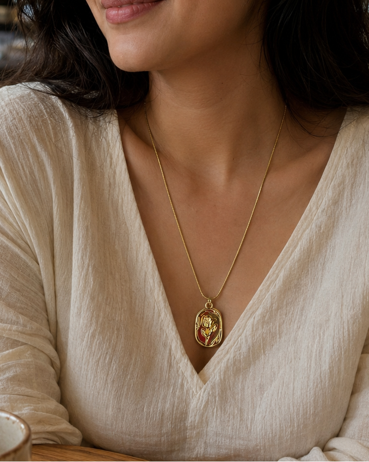 Gold Oval Floral Pendant Necklace