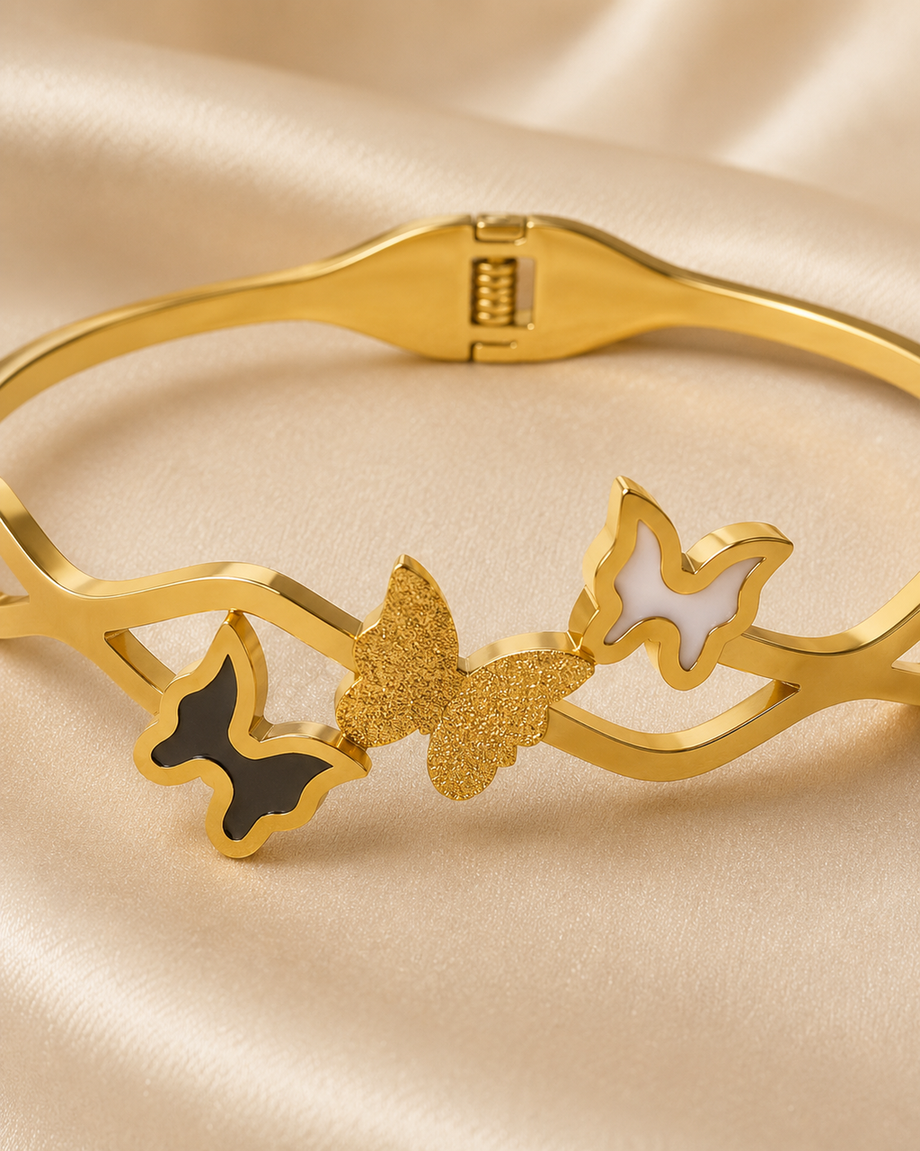 Triple Butterfly Inlay Wave-Band Gold-Plated Kada