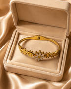 White Daisy Floral Gold-Plated Kada