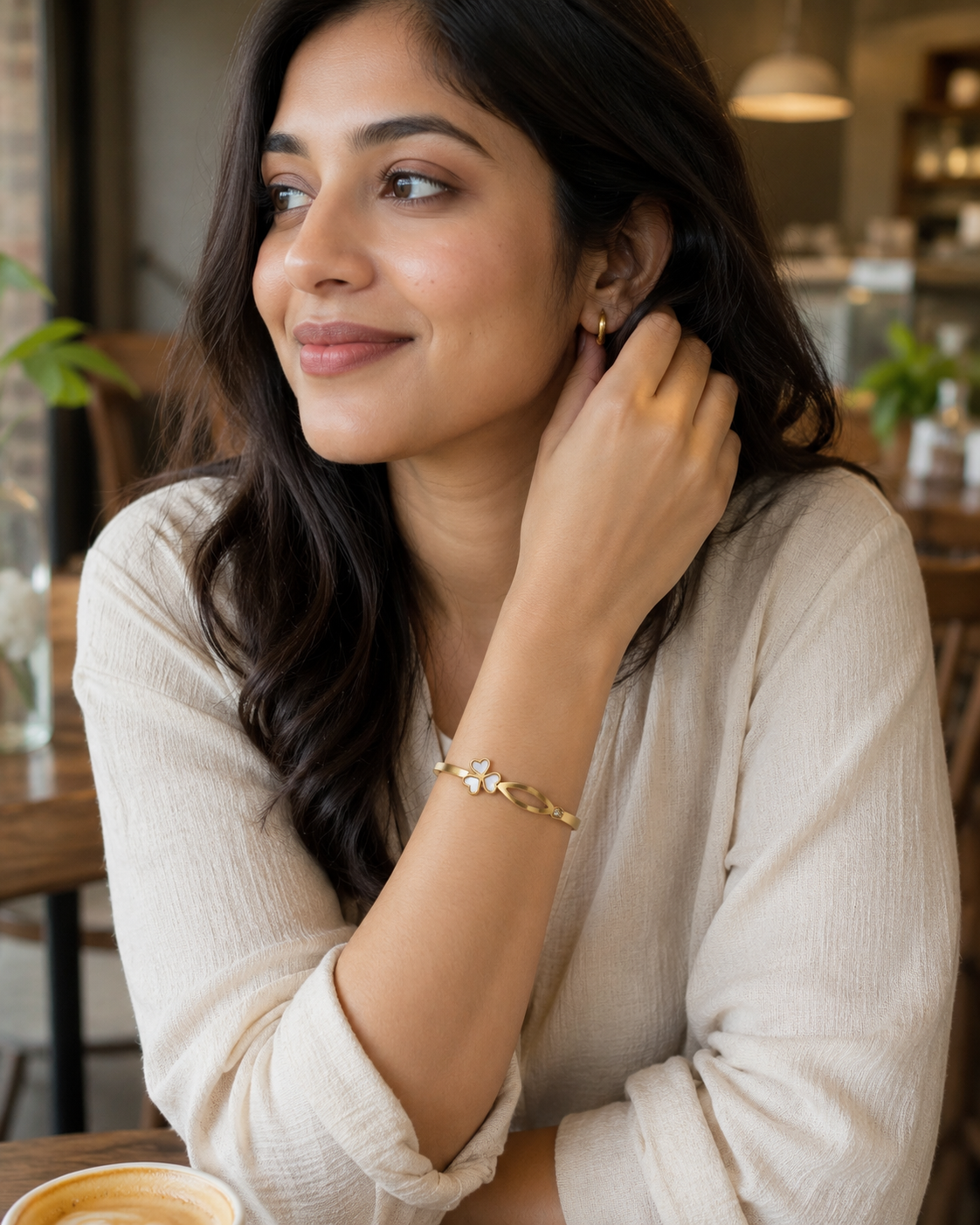 White Clover & Leaf Accent Gold-Plated Kada