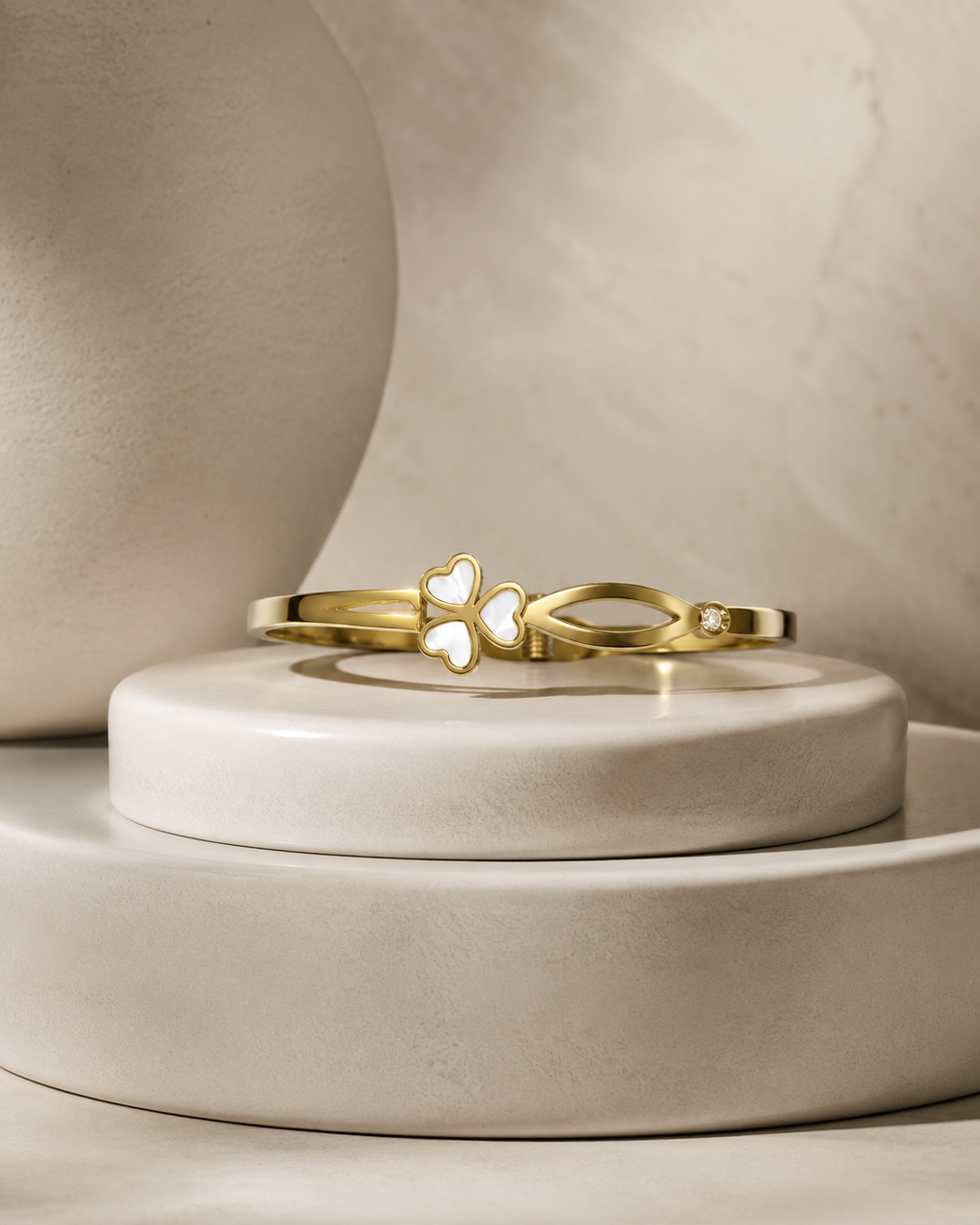 White Clover & Leaf Accent Gold-Plated Kada
