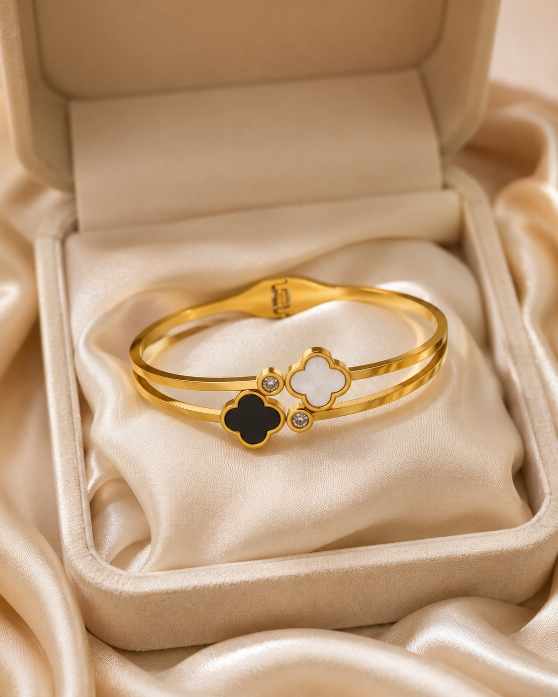 Black & White Clover Crystal Double-Band Gold-Plated Kada