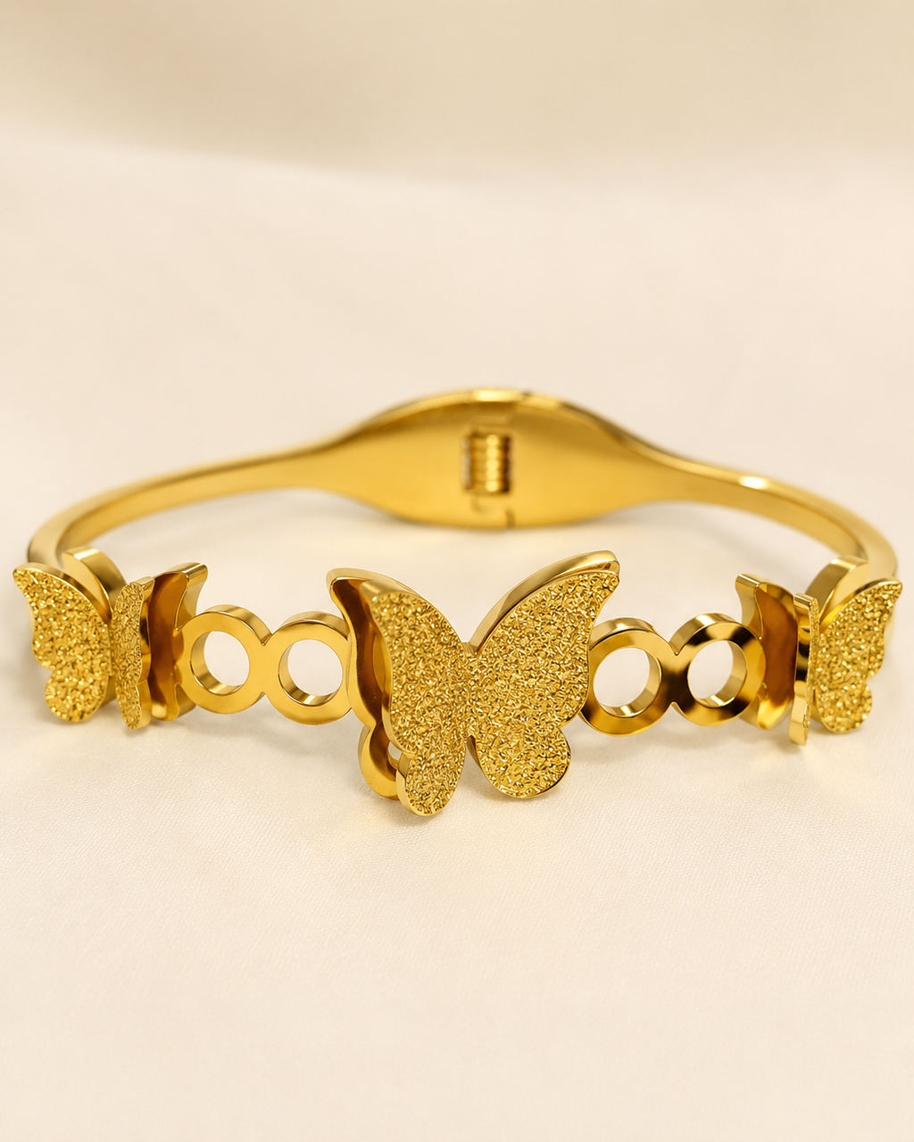 Textured Butterfly & Circle-Link Gold-Plated Kada