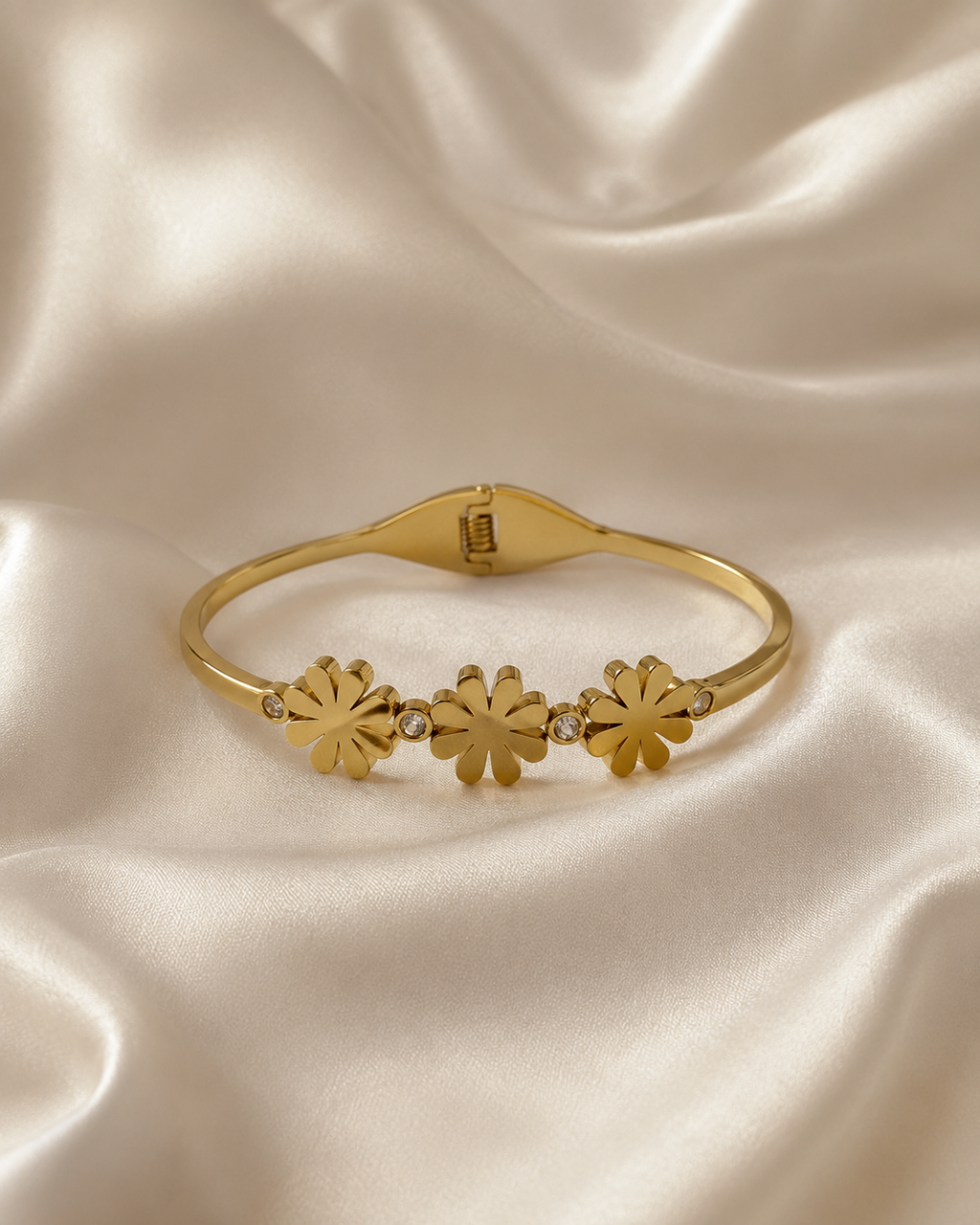 Triple Daisy & Crystal Gold-Plated Kada