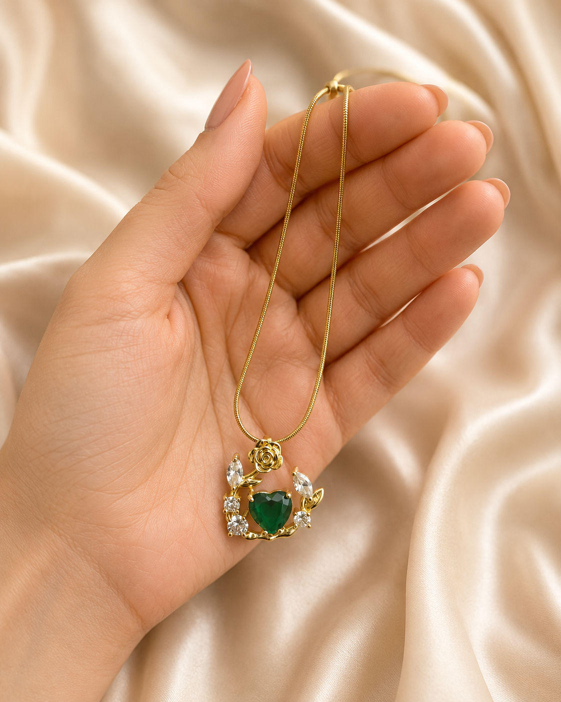 Gold-Plated Green Heart Crystal Rose Wreath Pendant Necklace