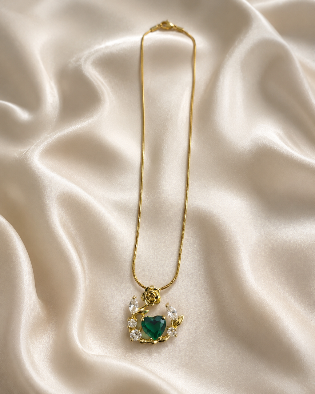 Gold-Plated Green Heart Crystal Rose Wreath Pendant Necklace