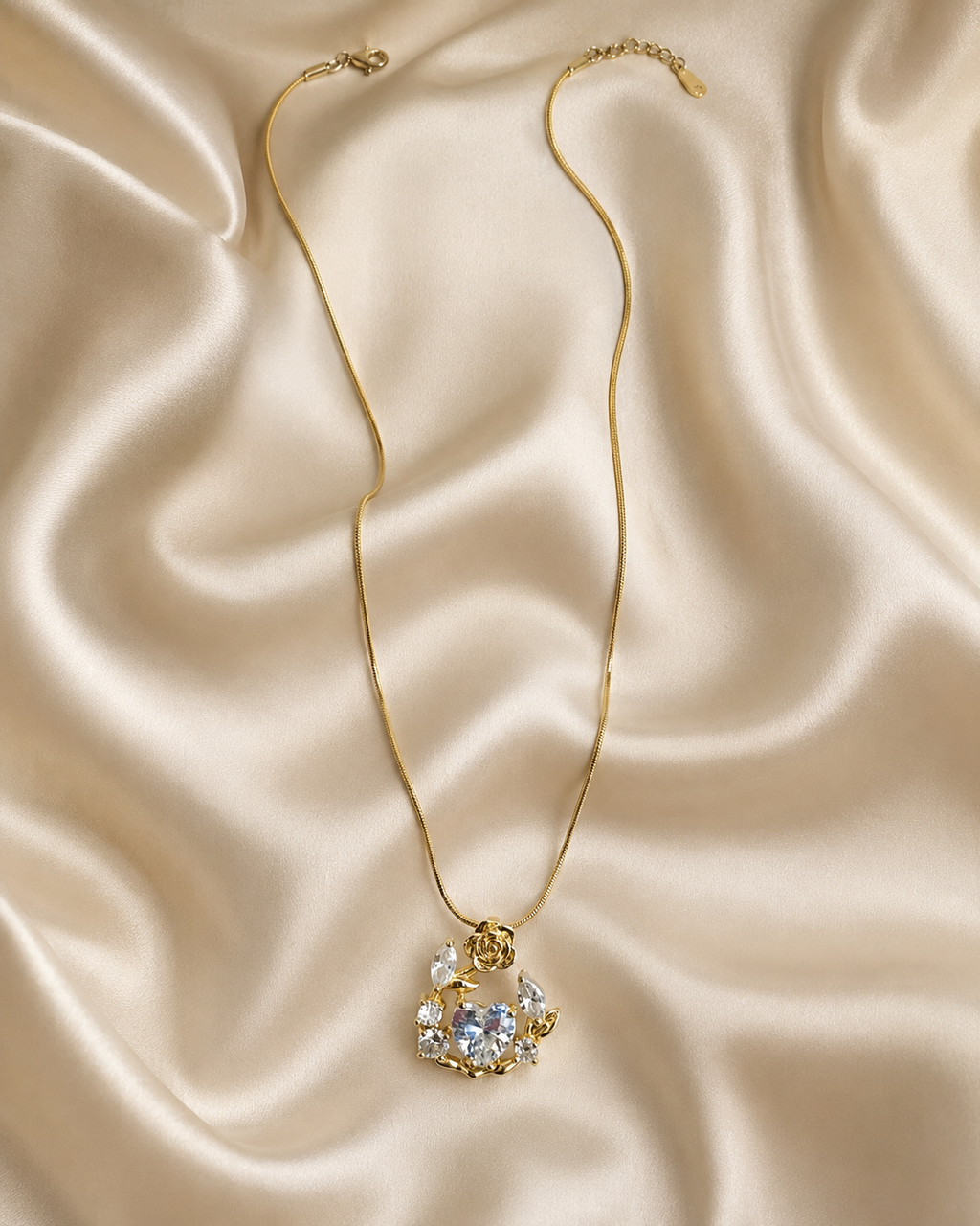 Gold-Plated White Heart Crystal Rose Wreath Pendant Necklace