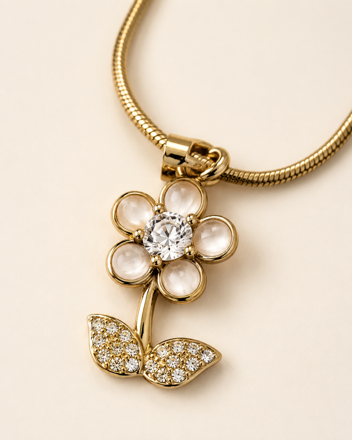Gold-Plated Pearl Flower Pendant Necklace with Crystal Leaves