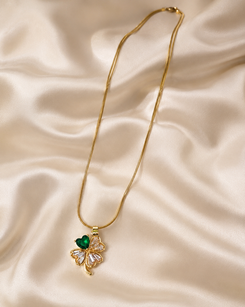 Gold-Plated Green Heart Crystal Four-Leaf Clover Pendant Necklace