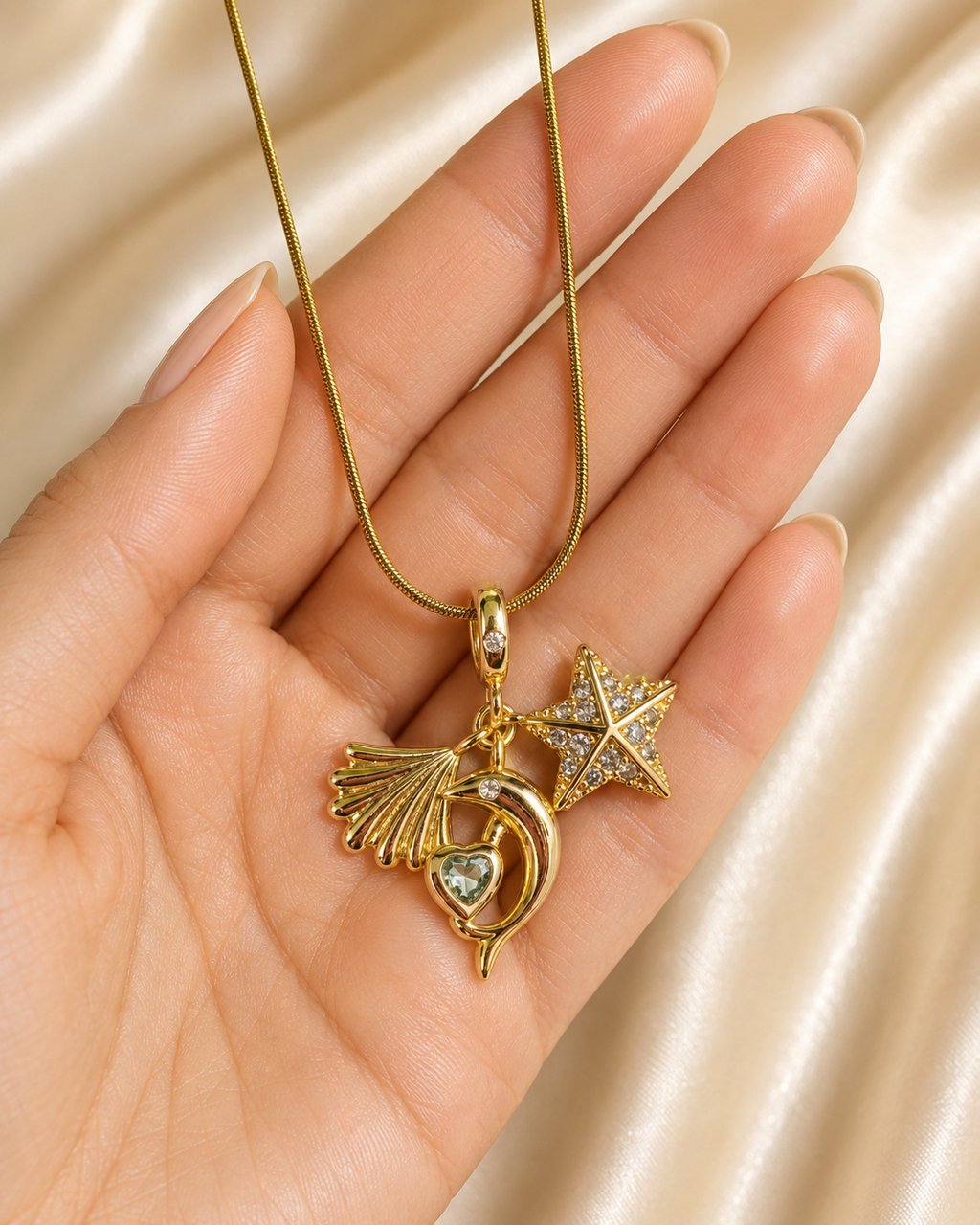 Sea Charm Starfish Shell Gold-Plated Pendant Necklace