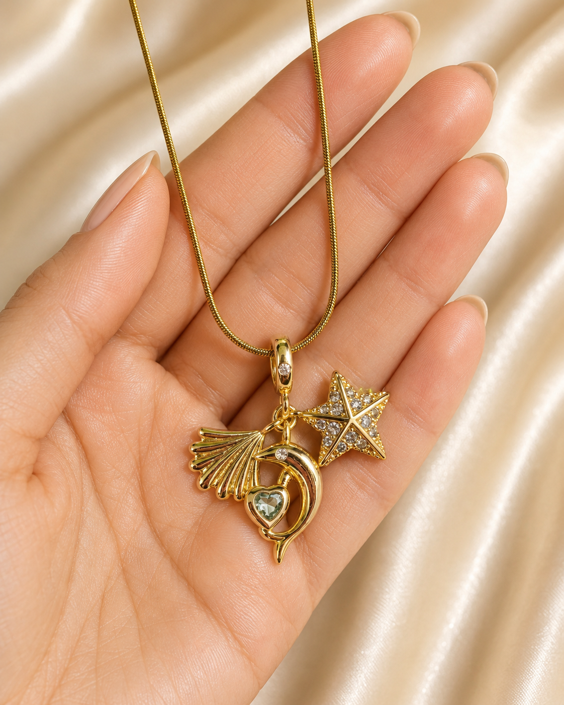 Sea Charm Starfish Shell Gold-Plated Pendant Necklace