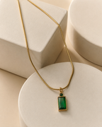Emerald Shine Rectangle Pendant Necklace