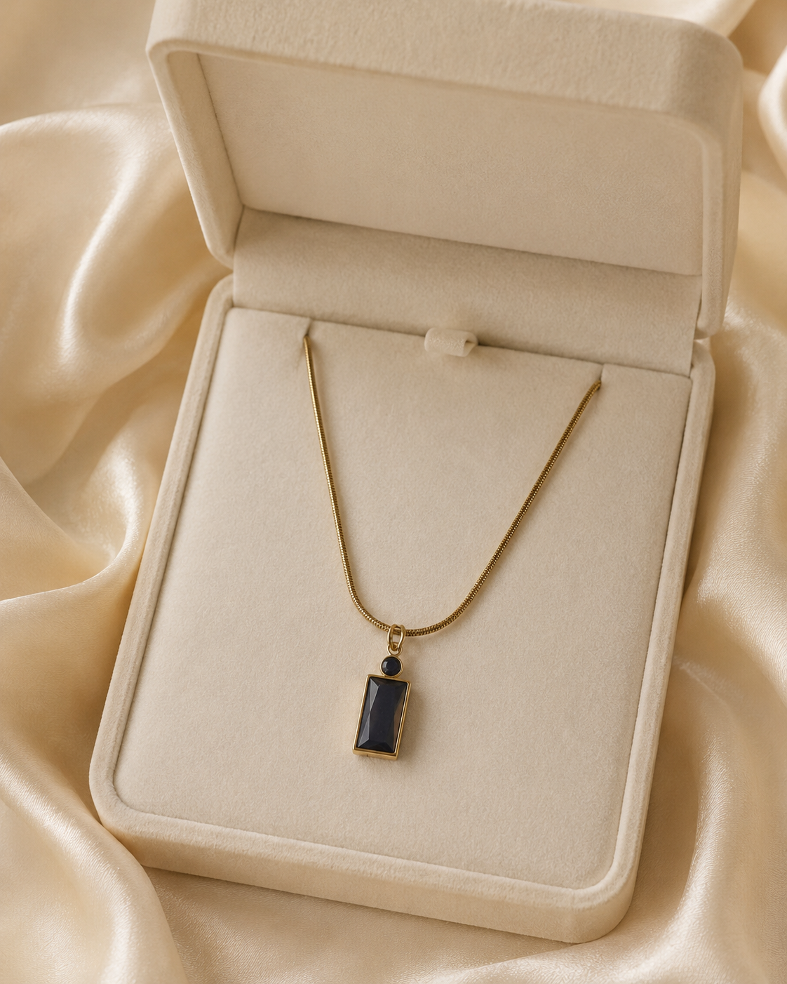 Classic Black Rectangle Pendant Necklace
