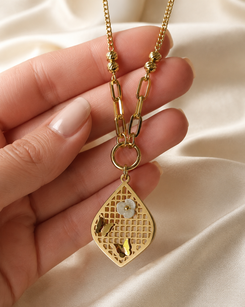 Lattice Teardrop Charm Necklace